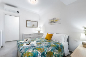 V-Home nel Centro del Quadrilatero con 2 Camere da Letto